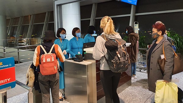 Vietnam Airlines vận chuyển công dân Đức, Liên minh châu Âu hồi hương