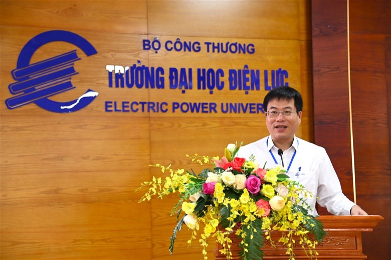 PGS.TS Nguyễn Lê Cường phát biểu tại Hội nghị.