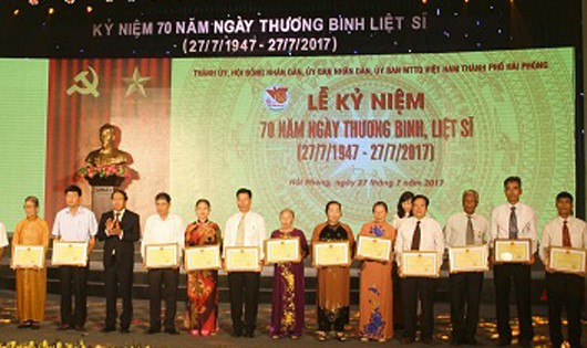 Hải Phòng: Trang trọng tri ân các thương binh, liệt sĩ