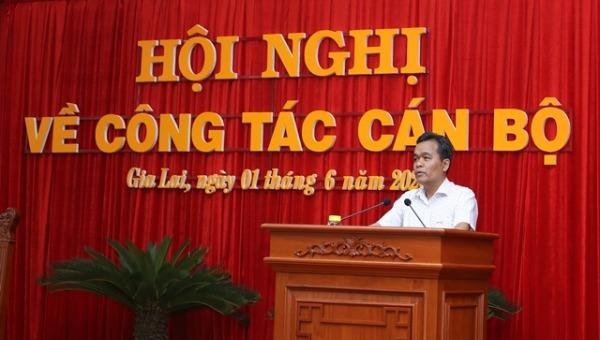 Ông Hồ Văn Niên phát biểu tại Hội nghị