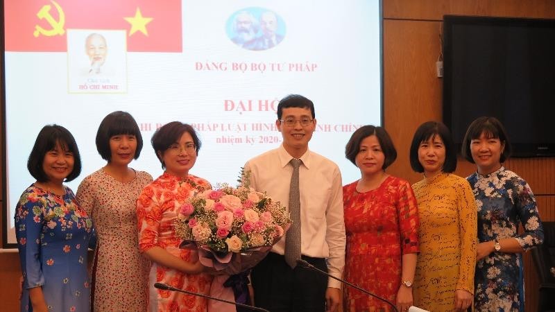 Chi ủy Vụ Pháp luật hình sự - hành chính nhiệm kỳ mới.