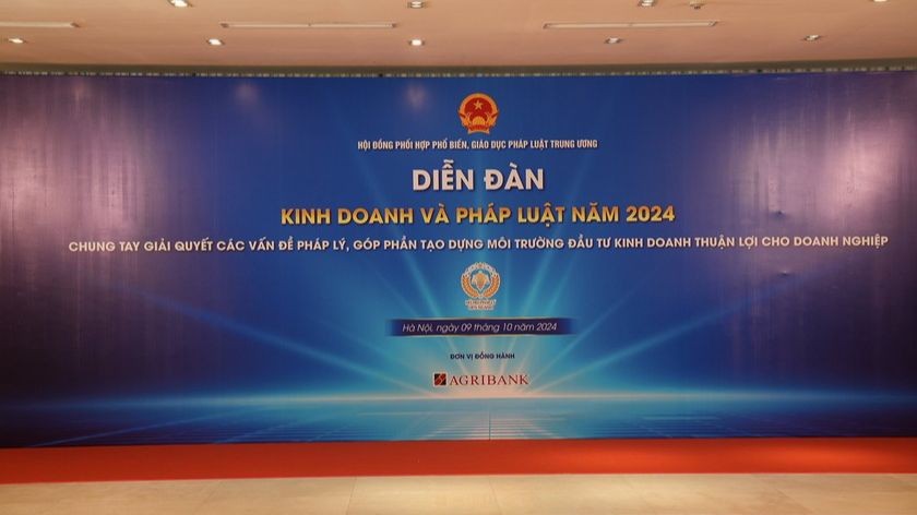 Diễn đàn Kinh doanh và Pháp luật năm 2024.