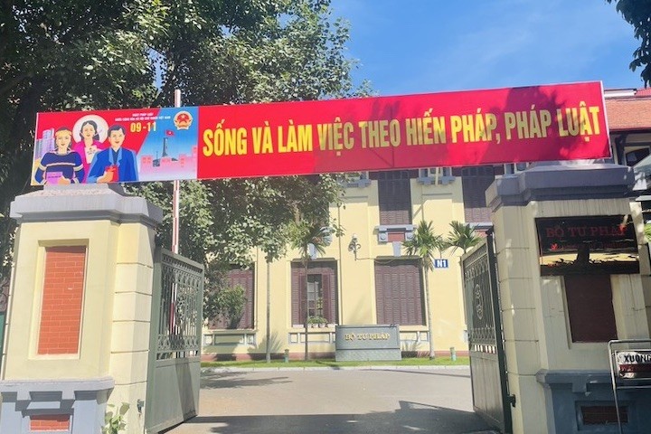 Cổng trụ sở Bộ Tư pháp. (Ảnh minh hoạ)