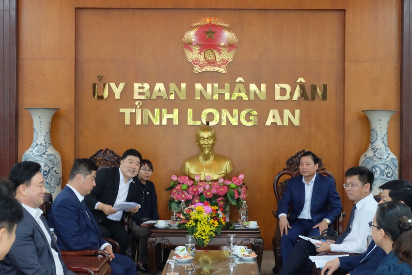 Quang cảnh buổi làm việc. (Ảnh: H.P)