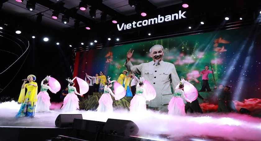 Một tiết mục tại Hội thi “Văn hoá Vietcombank dưới ánh sáng tư tưởng Hồ Chí Minh”
