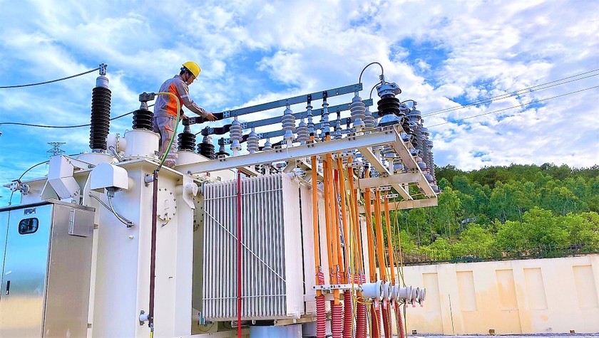 Điện lực Thanh Hóa: Thành công từ những nỗ lực không biết mệt mỏi