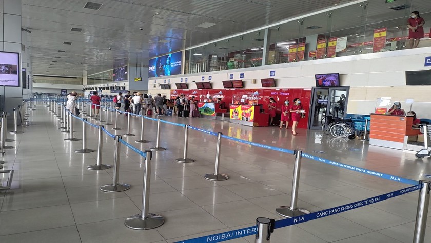Lượng hàng khách qua sân bay giảm đến 80% trong thời điểm này.