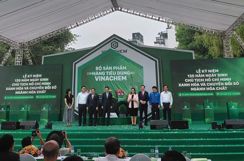 Vinachem tổ chức chuỗi sự kiện về xanh hóa và chuyển đổi số ngành hóa chất