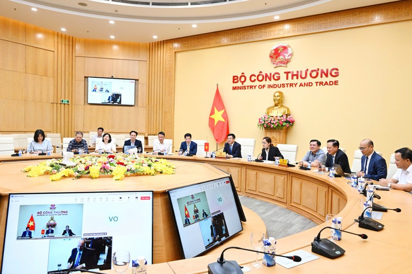Việt Nam - Hoa Kỳ tiếp tục đàm phán trực tuyến cấp Bộ trưởng