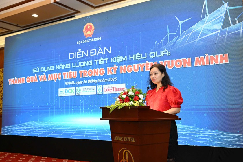 Bà Nguyễn Thị Lâm Giang phát biểu tại Diễn đàn