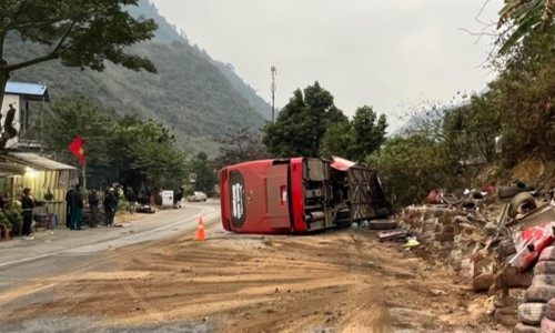 Khởi tố vụ án ô tô khách gây tai nạn làm 3 người tử vong, 2 người bị thương