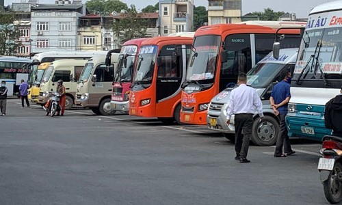 Xử lý nghiêm DN tuyến cố định dùng xe hợp đồng trá hình