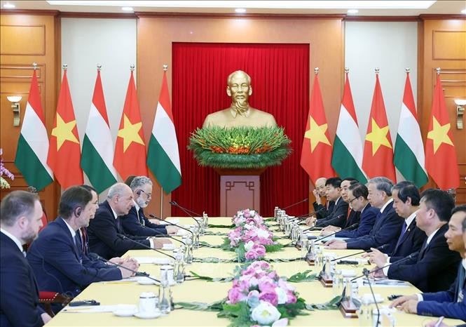 Tổng Bí thư Tô Lâm hội kiến Tổng thống Hungary Sulyok Tamas thăm chính thức Việt Nam. Ảnh: Thống Nhất/TTXVN
