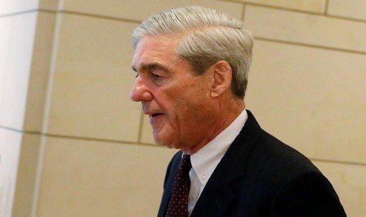 Ông Robert Mueller.