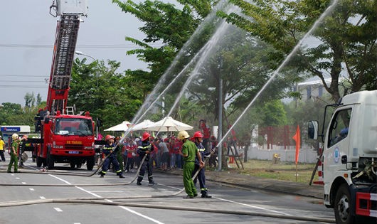 Cảnh sát PCCC Hà Nội chính thức nhập về Công an TP.