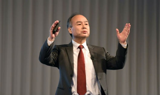 Ông Masayoshi Son.