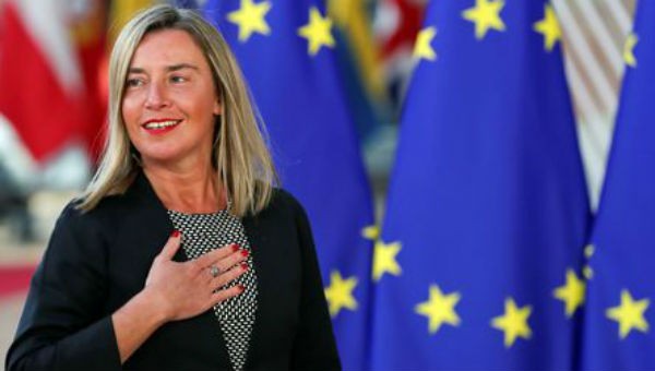 Bà Federica Mogherini.