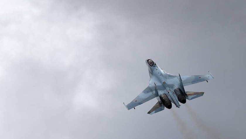 Máy bay Su-35S.