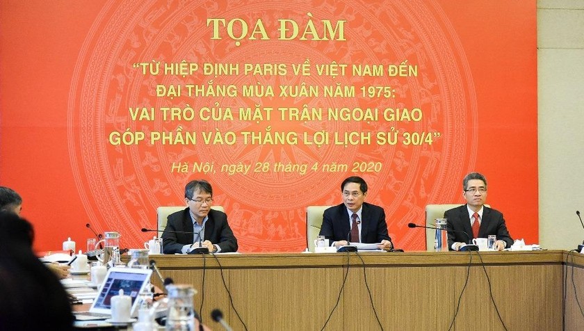 Hình ảnh tại tọa đàm.