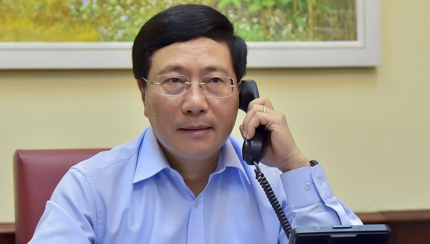 Phó Thủ tướng, Bộ trưởng Ngoại giao Phạm Bình Minh điện đàm với Bộ trưởng Ngoại giao và Hợp tác Quốc tế Italia Luigi Di Maio.