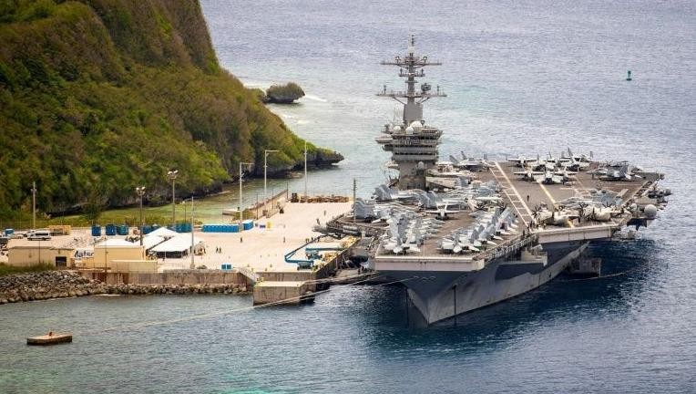 Tàu sân bay USS Theodore Roosevelt của Mỹ.