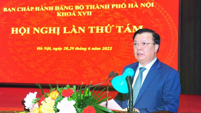 Bí thư Thành ủy Hà Nội Đinh Tiến Dũng phát biểu bế mạc hội nghị. Ảnh: Cổng TTĐT Hà Nội,