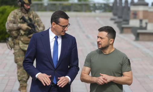 Tổng thống Ukraine Vladimir Zelensky và Thủ tướng Ba Lan Mateusz Morawiecki.