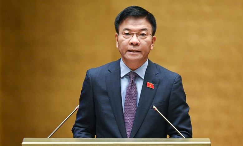 Bộ trưởng Bộ Tư pháp Lê Thành Long.