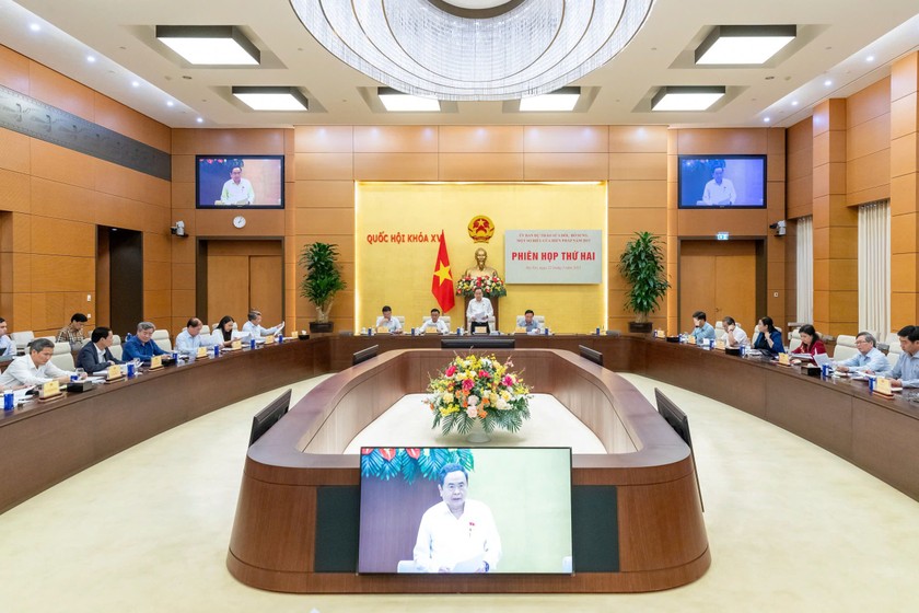 Chủ tịch Quốc hội Trần Thanh Mẫn chủ trì phiên họp.