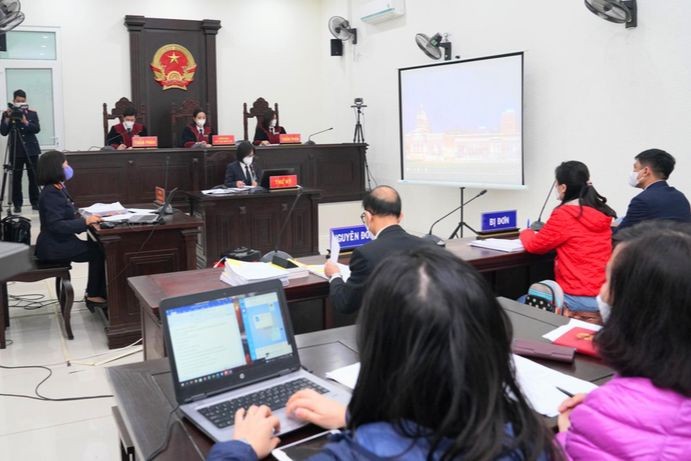 Tòa án nhân dân tối cao đã đề ra 7 nhóm nhiệm vụ, giải pháp trọng tâm, trong đó lấy mục tiêu xây dựng Tòa án điện tử làm trung tâm. Ảnh minh hoạ. Nguồn ảnh: Tạp chí Toà án nhân dân.