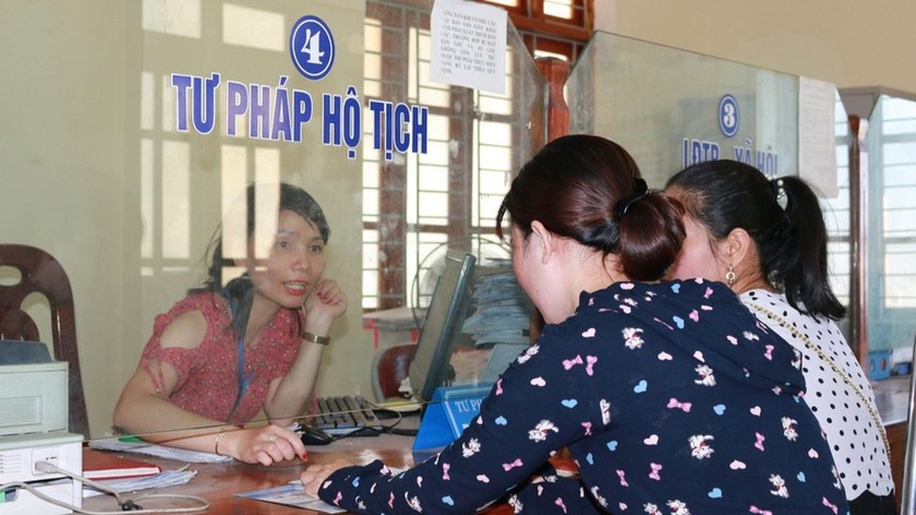 Cần quan tâm nâng cao chất lượng và chế độ chính sách dành cho cán bộ làm công tác pháp luật, tư pháp (ảnh MH, nguồn moj.gov.vn)