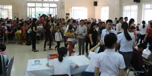 1500 trẻ nhỏ được khám sàng lọc bệnh tim miễn phí tại Hòa Bình