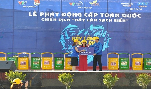 Lễ phát động chiến dịch Hãy làm sạch biển