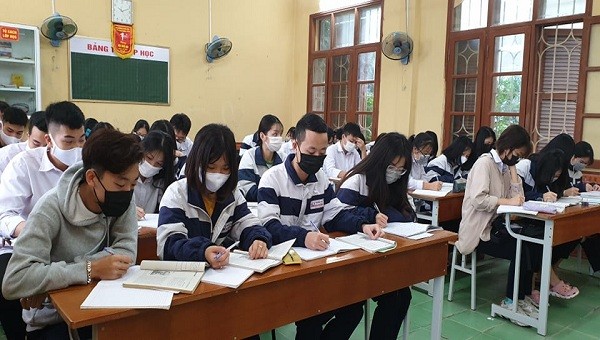 Học sinh Hải Phòng chuẩn bị đi học trở lại