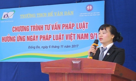 Phổ biến pháp luật cho học sinh Trường THCS Bế Văn Đàn