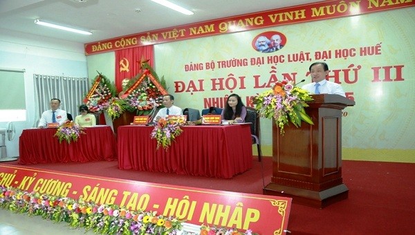 Ông Đoàn Đức Lương: "Phải phát huy vai trò lãnh đạo của Đảng trong nhà trường"