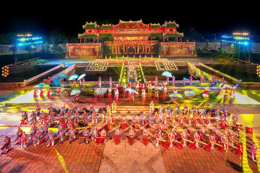 Festival Huế kết nối giữa Huế trong lịch sử và Huế hiện tại để khẳng định một Huế tương lai – một Huế luôn luôn mới