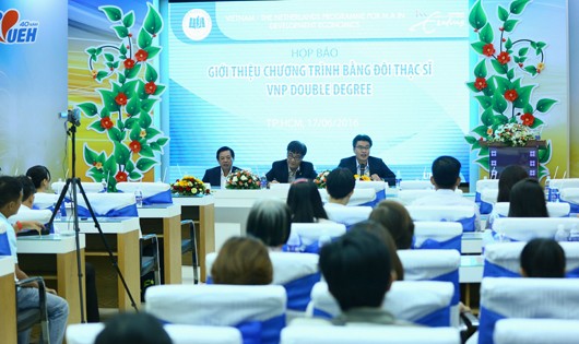 Đại học Kinh tế TP HCM đào tạo Thạc sĩ bằng đôi