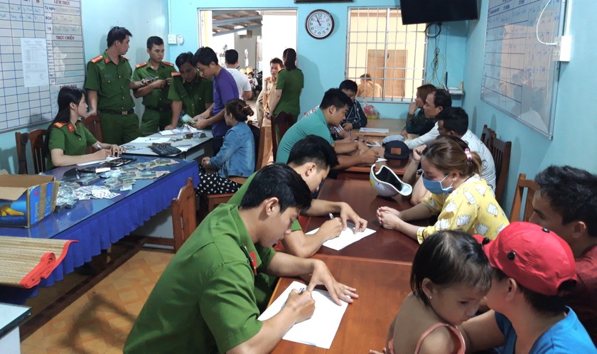 Bạc Liêu xét xử phúc thẩm vụ án hình sự về tội “Gá bạc, đánh bạc”