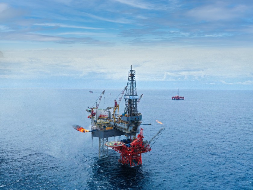 Trong xu hướng phát triển mới, Petrovietnam sẽ tập trung vào 3 trụ cột chính là Năng lượng - Công nghiệp - Dịch vụ.