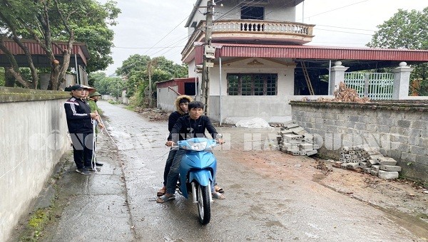 Cơ quan điều tra dựng lại hiện trường vụ án