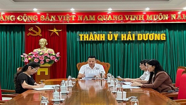 Quang cảnh kỳ họp thứ 41 Ủy ban Kiểm tra Thành ủy Hải Dương