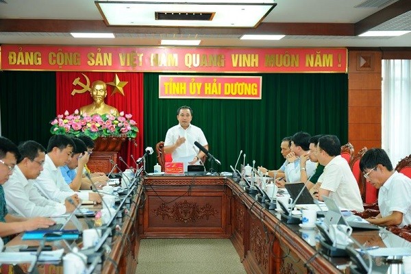 Ông Trần Đức Thắng, Bí thư Tỉnh ủy Hải Dương, Trưởng Ban Chỉ đạo chủ trì phiên họp. 