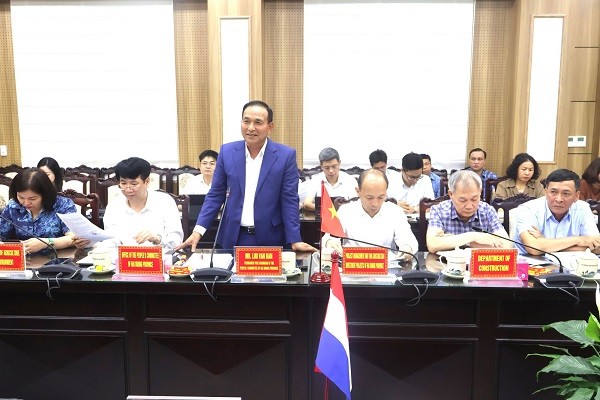 Ông Lưu Văn Bản, Phó Chủ tịch UBND tỉnh Hải Dương phát biểu tại buổi làm việc