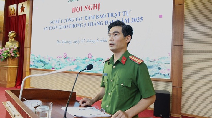 Đại tá Nguyễn Đức Thìn - Phó Giám đốc Công an tỉnh Hải Dương đánh giá cao sự nỗ lực, cố gắng, tinh thần khắc phục khó khăn của lực lượng Cảnh sát giao thông, Công an cấp xã trong thời gian qua