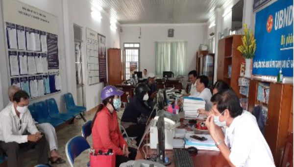 Giả quyết nhanh thủ tục hành chính giúp người dân tin tưởng, phấn khởi hơn
