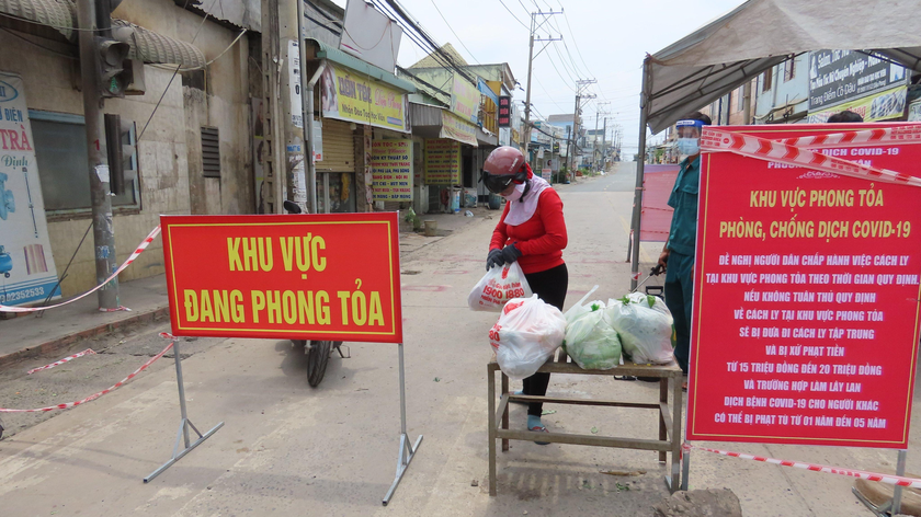 Chủ tịch UBND tỉnh Đồng Nai yêu cầu xử lý nghiêm các trường hợp vi phạm công tác phòng, chống dịch, nếu đủ yếu tố sẽ xử lý hình sự.