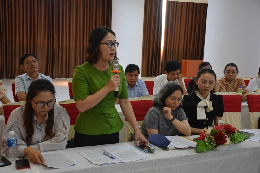 Đại diện lãnh đạo Sở Tư pháp một số tỉnh phía Nam đã tham dự và trình bày tham luận. Đại diện lãnh đạo Sở Tư pháp một số tỉnh phía Nam đã tham dự và trình bày tham luận.