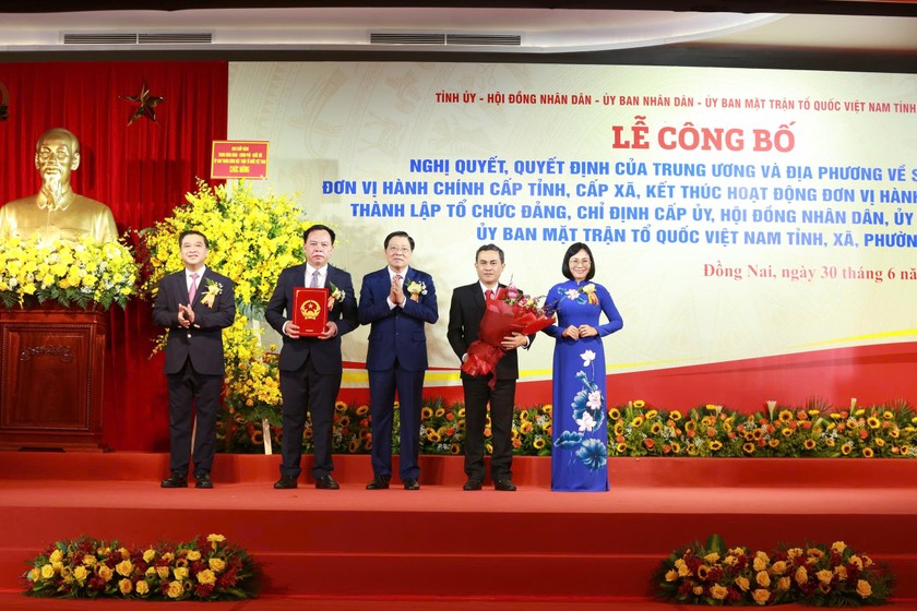 Chủ tịch và các Phó Chủ tịch UBND tỉnh Đồng Nai mới