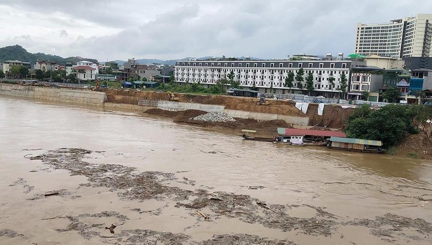 Lũ lớn trên sông Chảy, sông Hồng